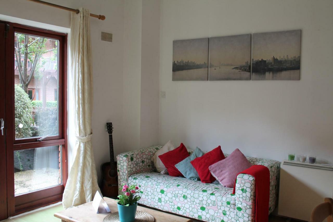 Blackhall Apartment